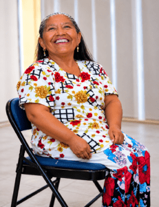 Lorena guardiana azul